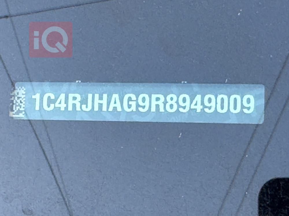 جيب جراند شيروكي